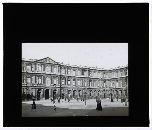 Paris -Le palais du Louvre - Cour carrée (S200 - 416)
