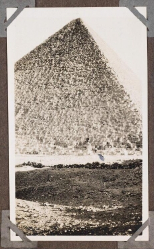 Pyramide de Khéops : face nord