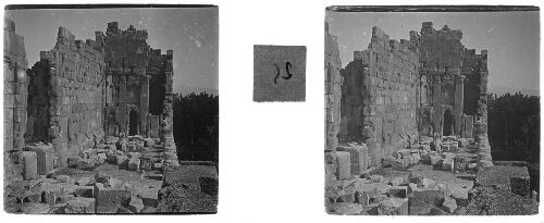 25 - [Baalbeck. Ruines]