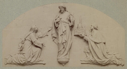 Bas relief de la basilique du Sacré-Coeur, représentation du cardinal Guibert offrant la Basilique au Christ