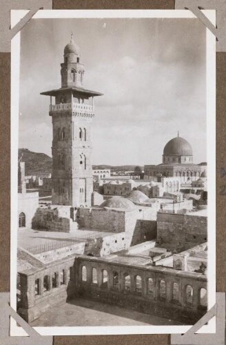 Jérusalem : L'esplanade du Haram, vue de la terrasse des dames de Sion