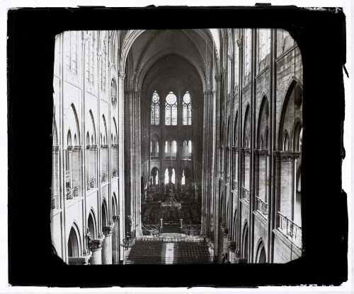 Intérieur de Notre-Dame (896-2)