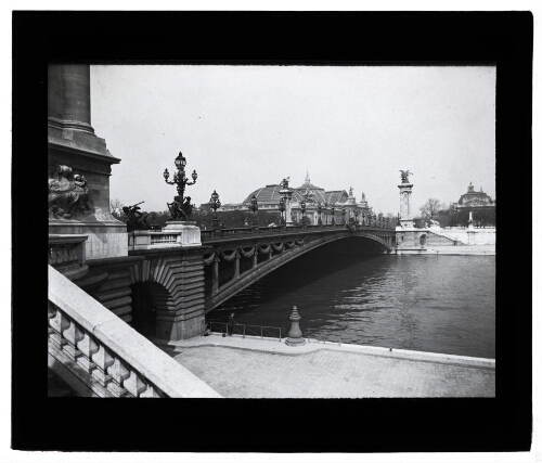 Paris : Pont-Alexandre III (PA 16)