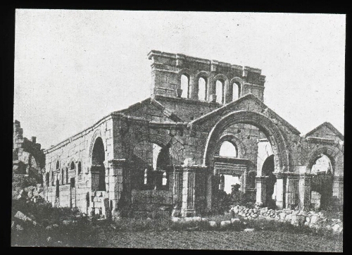 Kalat Seman. Monastère de Saint-Siméon le Stylite : façade de la basilique