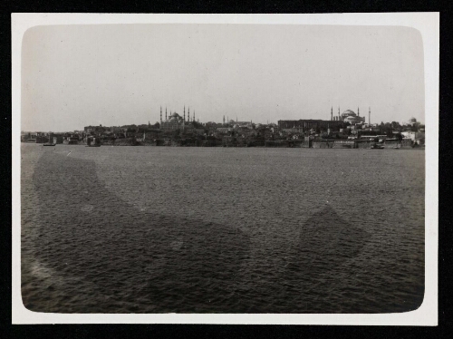 Constantinople [vue du Bosphore]
