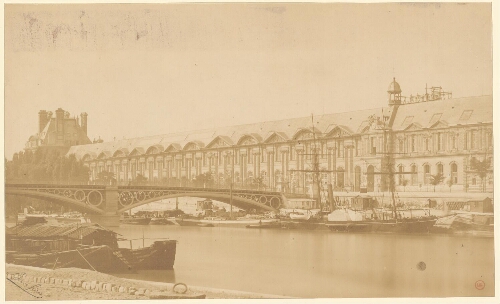 Pont des Saints-Pères et palais du Louvre, l'ancienne galerie du bord de l'eau à Paris