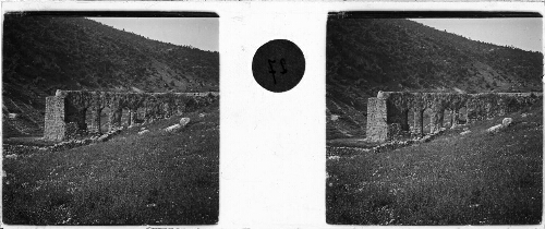 27 - 12 avril : Dans le Wadi Sir. Aqueduc de moulin