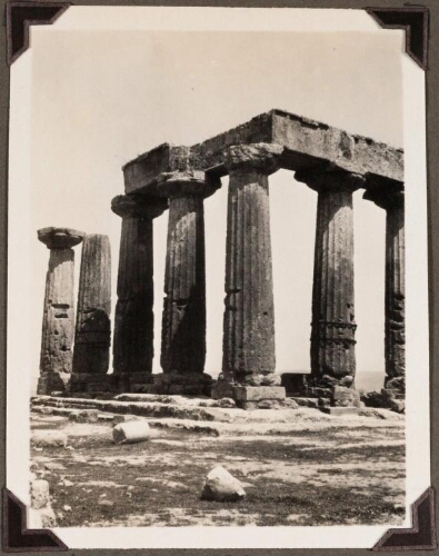 [Corinthe : temple d'Apollon]