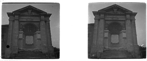 [Rome : triclinium de Léon III, place Porta San Giovanni]