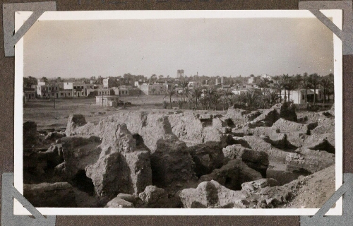 Sur le Kôm de Clysma : vue d'un quartier de Suez. Direction Nord-Ouest