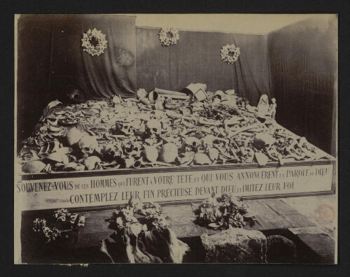 Abbaye des Carmes : ossements des martyrs de 1792