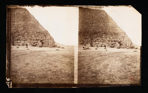 N°2 bis. ÉGYPTE Angle de la grande Pyramide